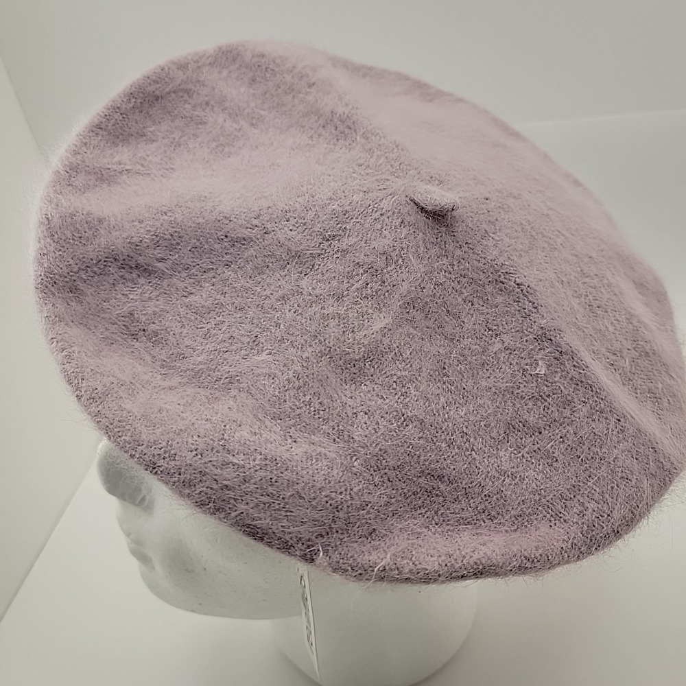 NWT REALITIES Brand Rabbit Wool Blend Beret Hat Lilac Lavender Fluffy Soft Chic‎
